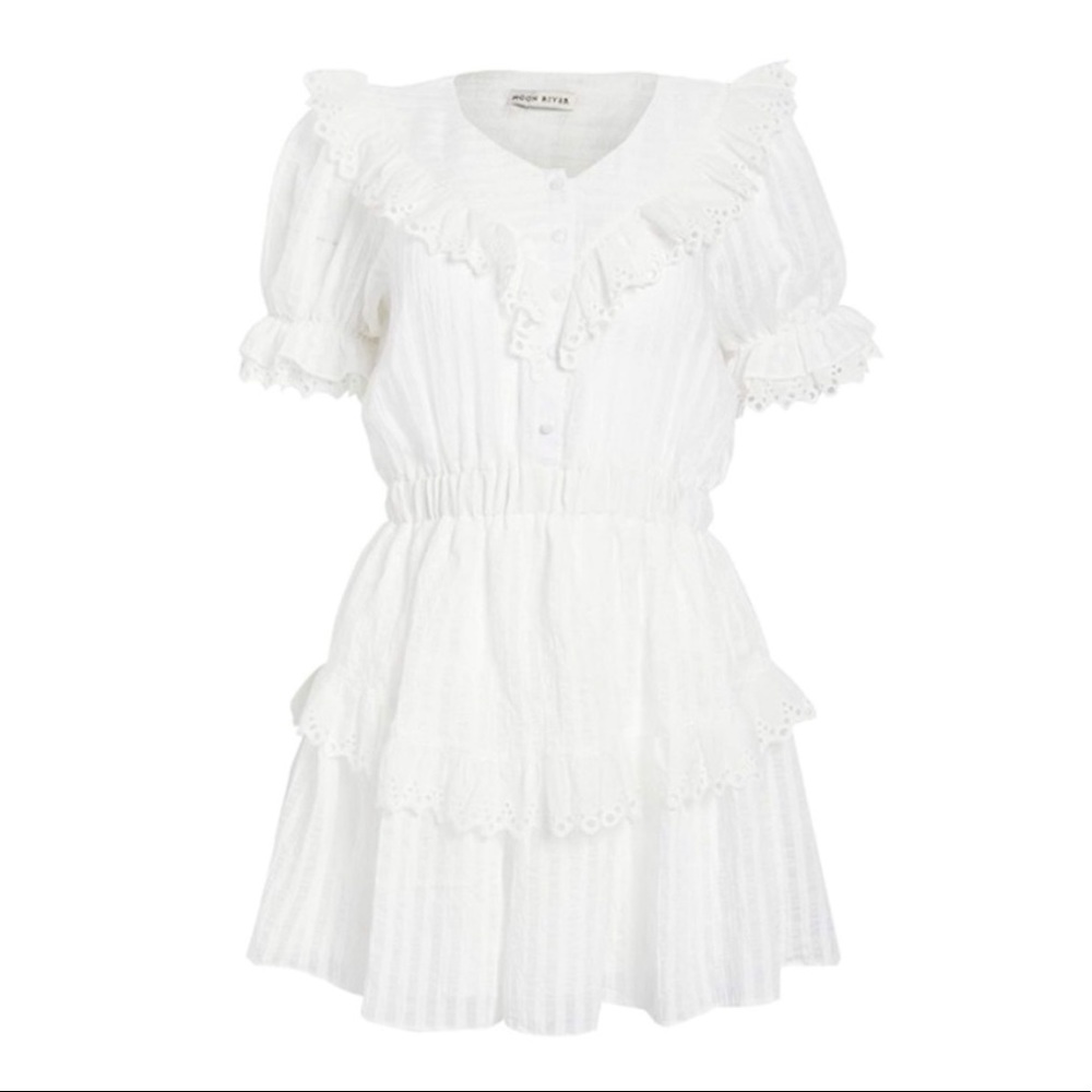White eyelet Moon River mini dress. Perfect for summer. So cute.